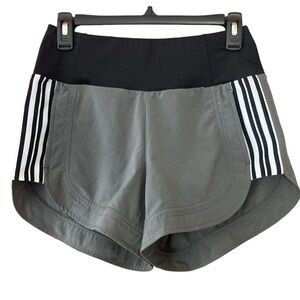 Athleta Ascender Shorts Size 2